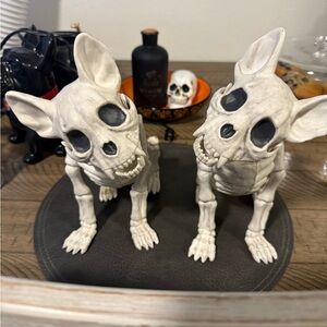 Halloween skeleton Frenchy statues